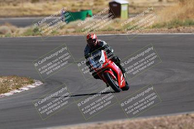 media/Apr-19-2025-AHRMA (Sat) [[3d98ca3309]]/Race/Group 8/Turn 4 part 2/